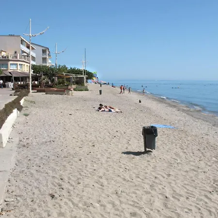 Holiday home La Cerisaie By Interhome